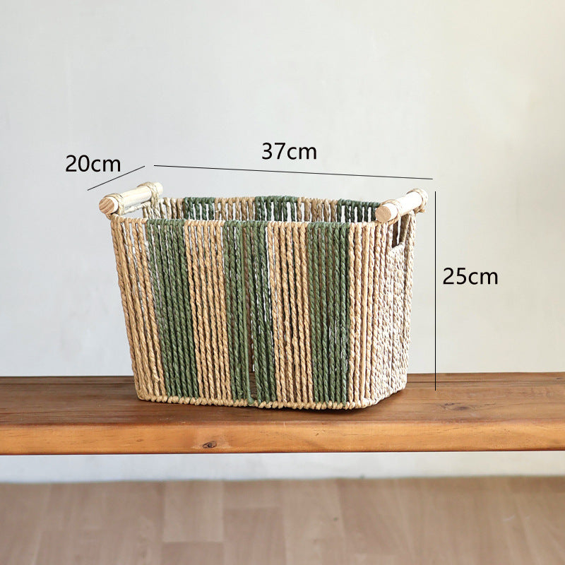 Handcrafted storage basket with natural fiber Kalsten
