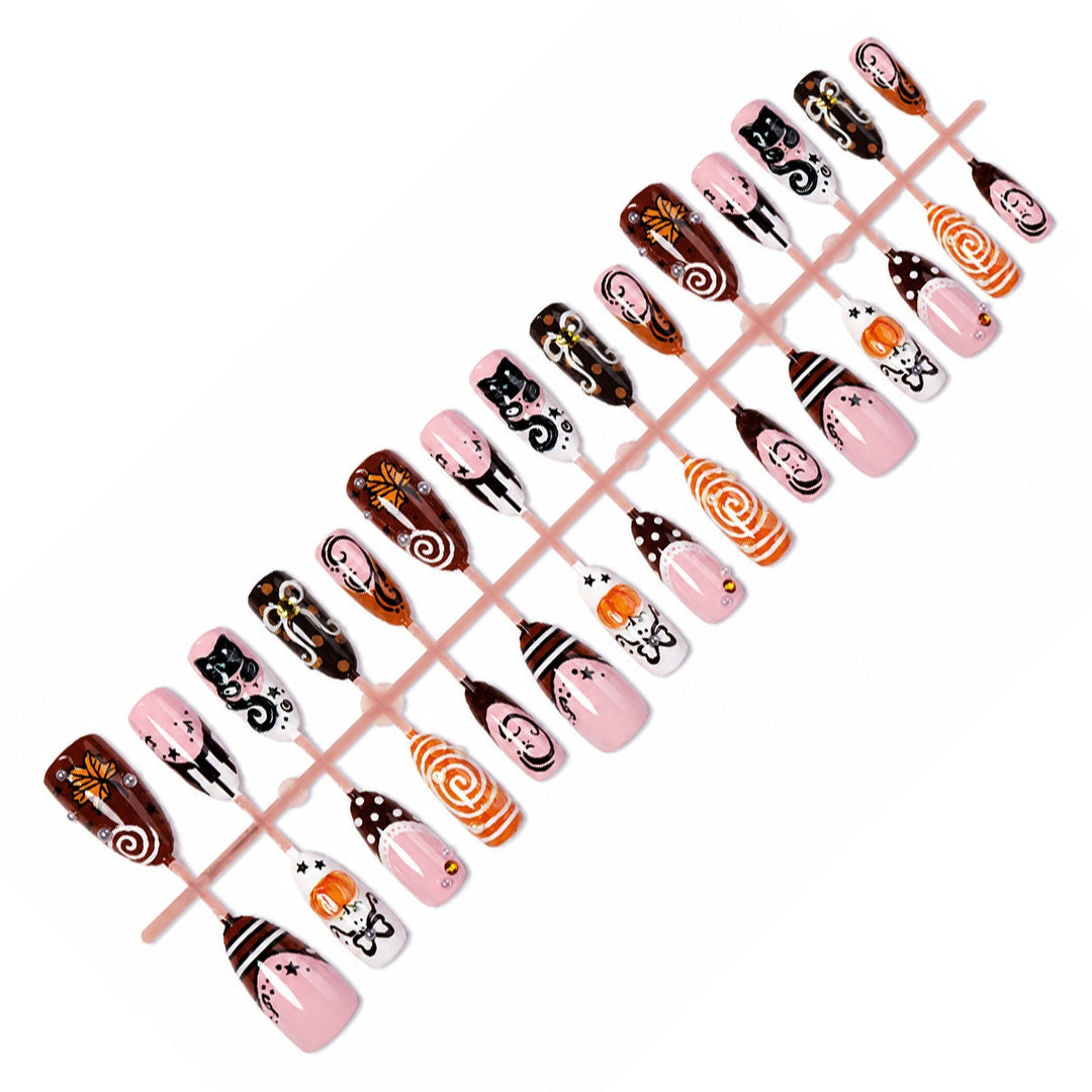 Playful designed artificial nails Kalsten