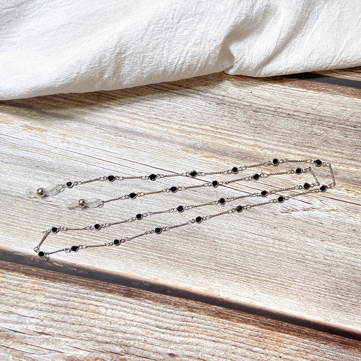 Elegant jewelry holder chain with onyx beads Kalsten