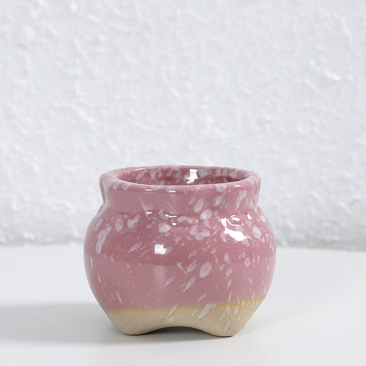 Contemporary Curved Ceramic Vase Kalsten
