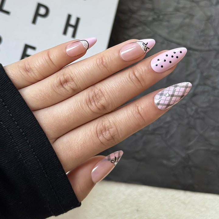 Elegant Vintage-Inspired Press-On Nail Set Kalsten