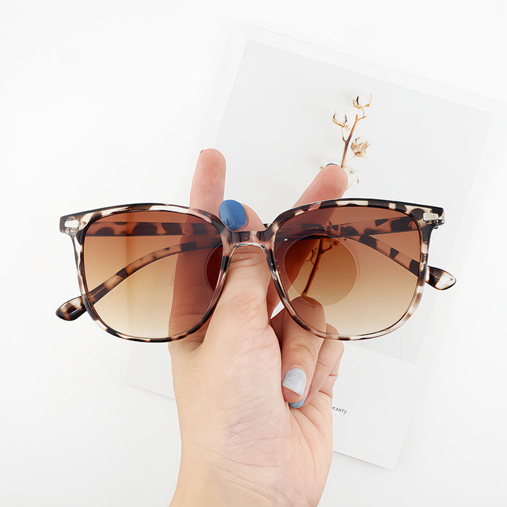 Chic Cat-Eye Sunglasses Kalsten