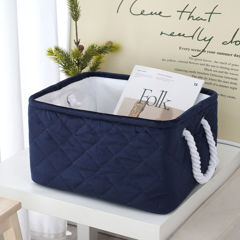 Storage container with handles Kalsten