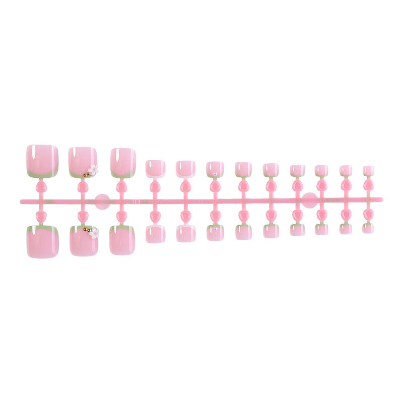 Nail art set with delicate flower designs and glossy finish Kalsten