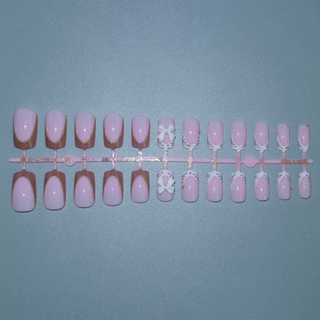 Elegant French Tip Nail Art Kit