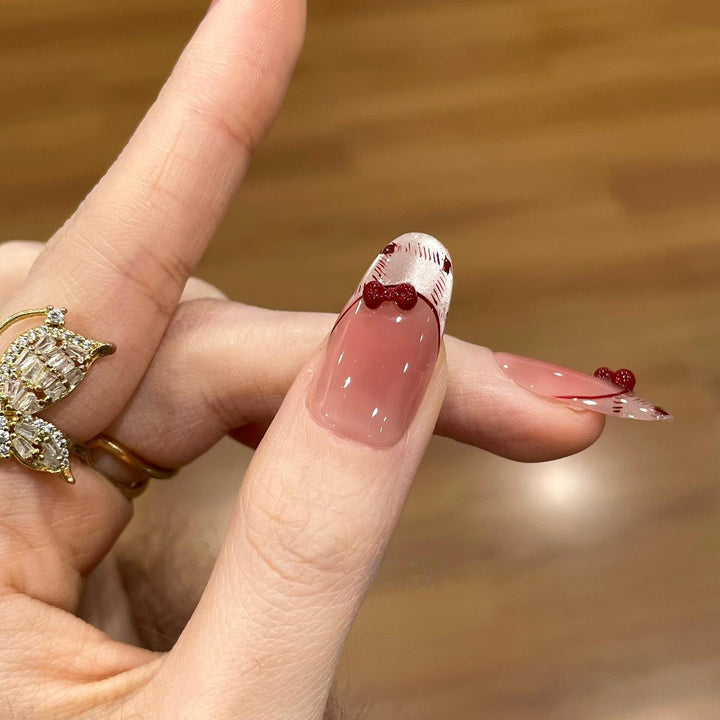 Artificial nails with playful Hello Kitty design Kalsten