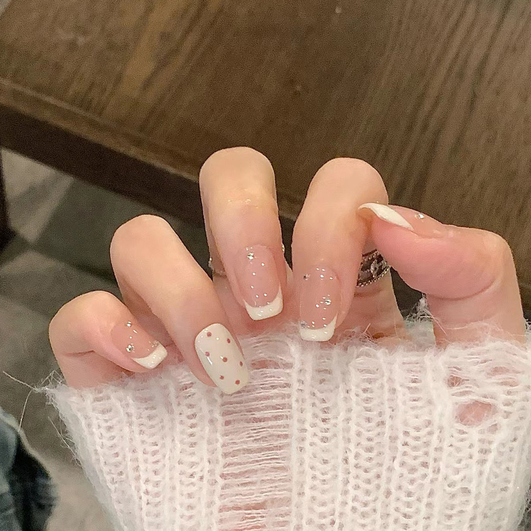 Elegant Long Press-On Nails Set with Artistic Tips Kalsten
