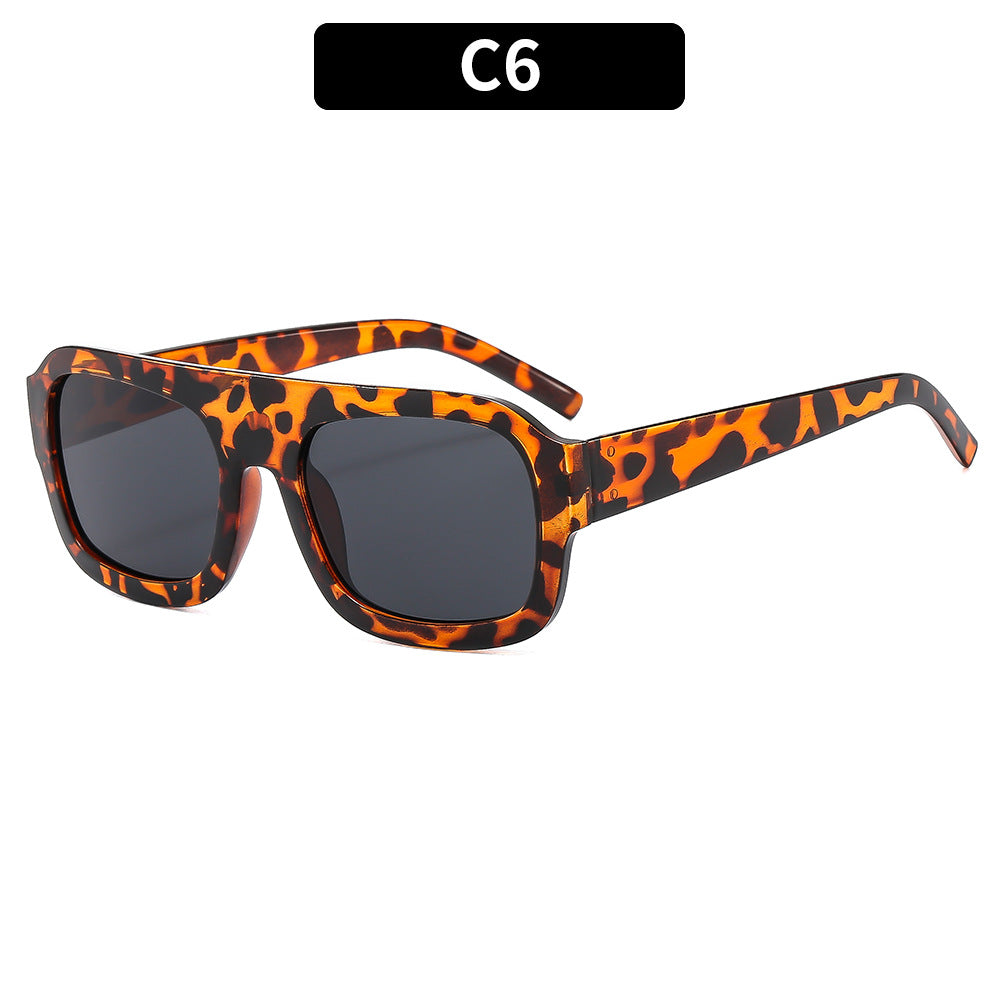 Fashionable Tortoiseshell Pattern Sunglasses