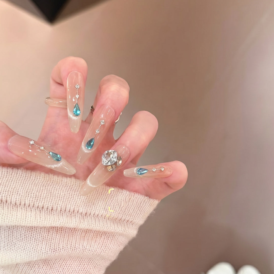 Glamorous Press-On Nail Art Set with Crystal Embellishments Kalsten