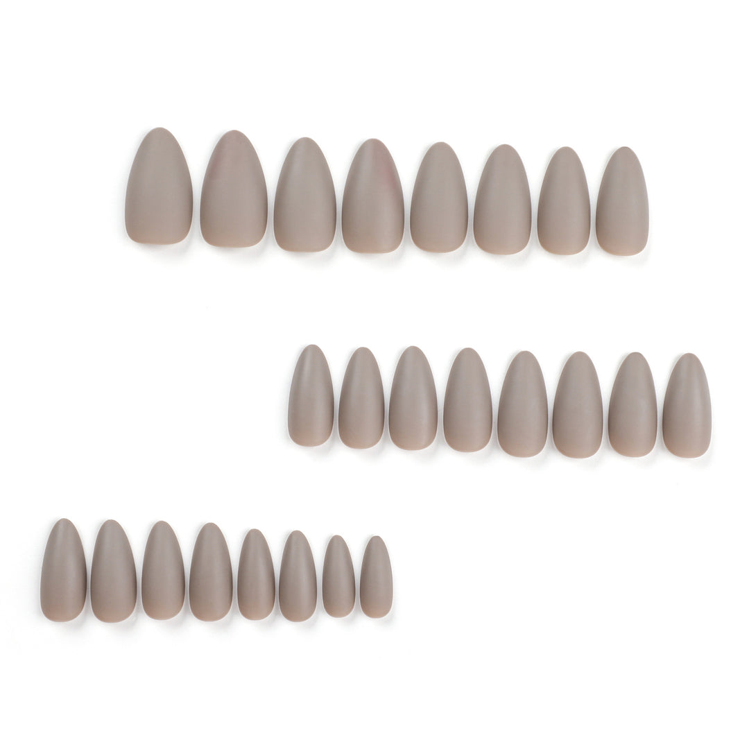 Artful stiletto nails in matte design Kalsten