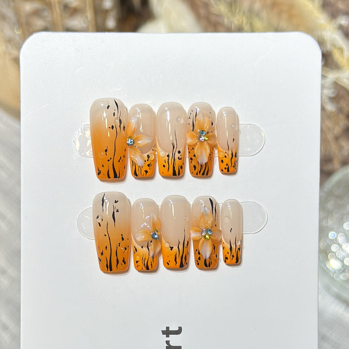 Reusable Press-On Nail Set Kalsten