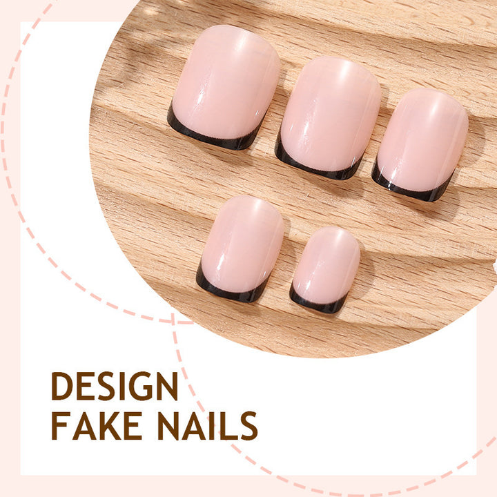 Art nail set with stylish black and white finish Kalsten