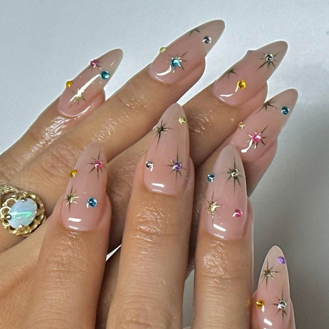 Artistic Rhinestone-Embellished Almond-Shaped Nail Extensions Kalsten