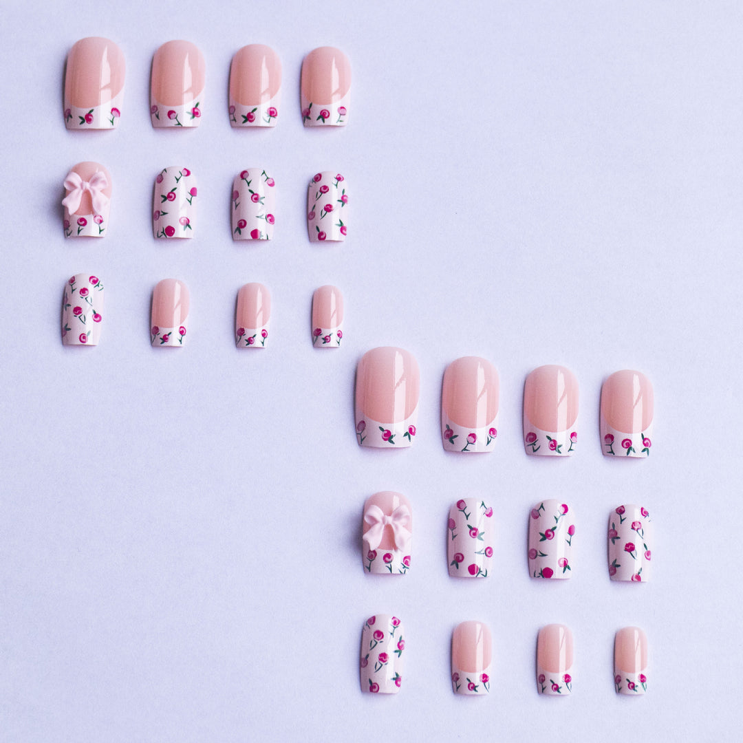 Floral Design Decorative Press-On Nails