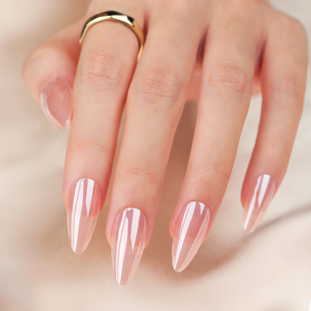 Elegant Stiletto Nails with Glossy Finish Kalsten