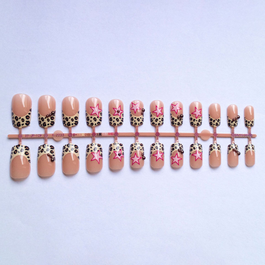 Glamorous Star and Leopard Print Nail Art
