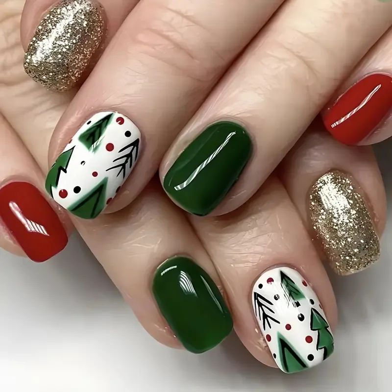 Artistic Winter-Themed Nail Art Kalsten