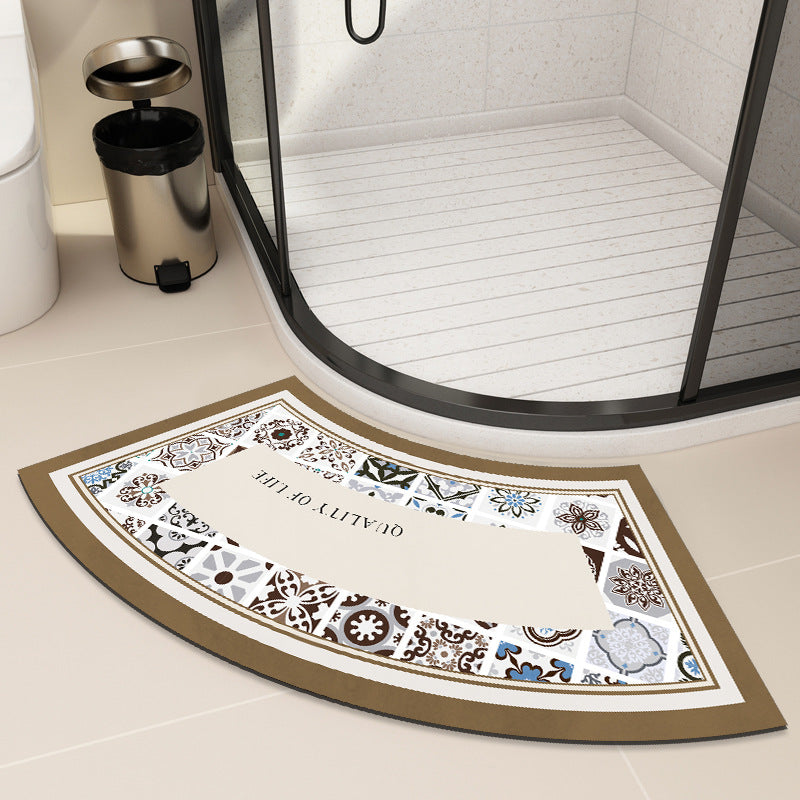 Curved Water-Absorbent Bathroom Mat