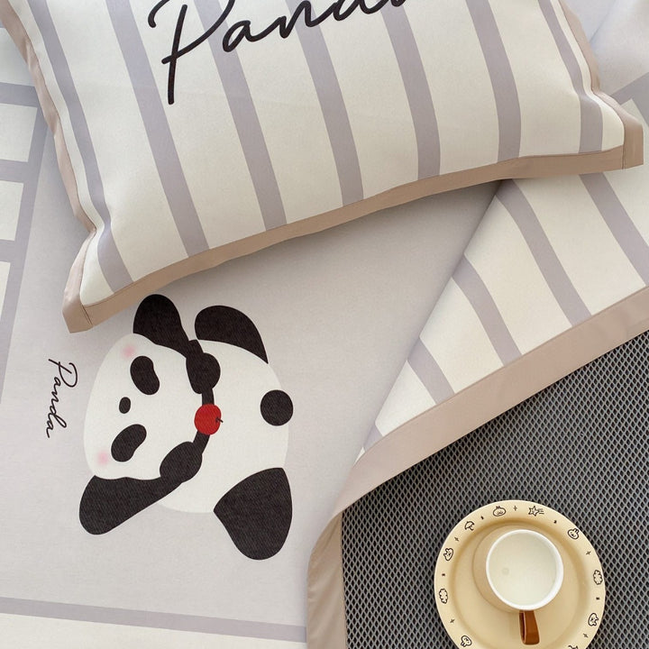 Fitted sheet with non-slip edging, cute panda print & striped border