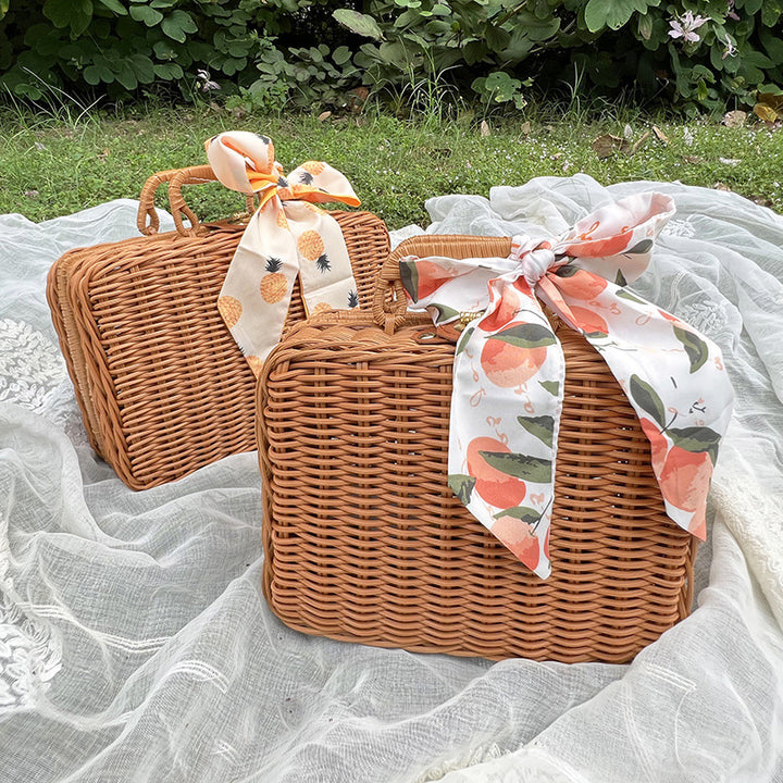 Woven Picnic Basket Kalsten