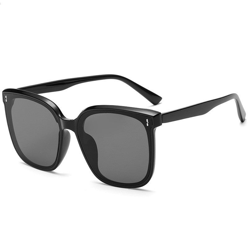 Contemporary Square Frame Sunglasses Kalsten