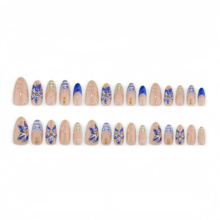 Stylish 3D Flower Motif Artificial Nails Kalsten