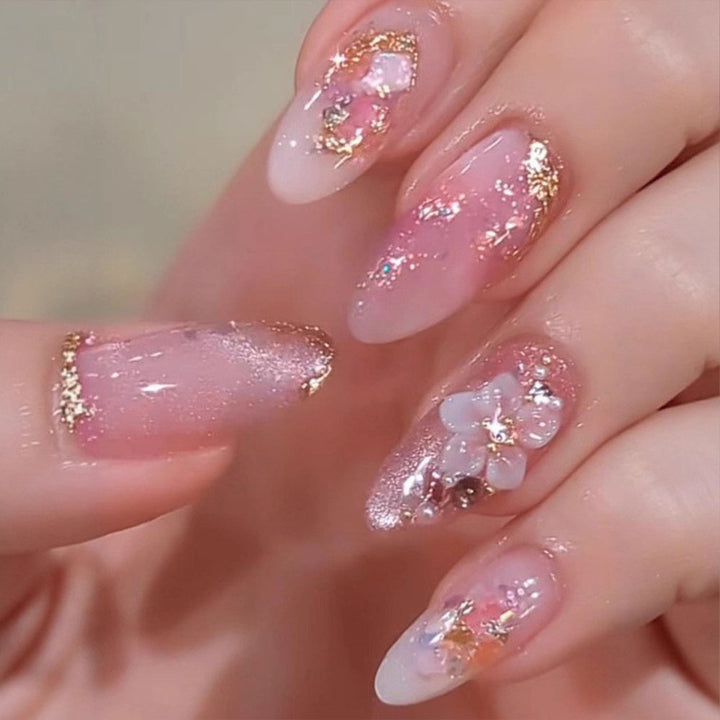 Artificial nails with floral 3D applications Kalsten