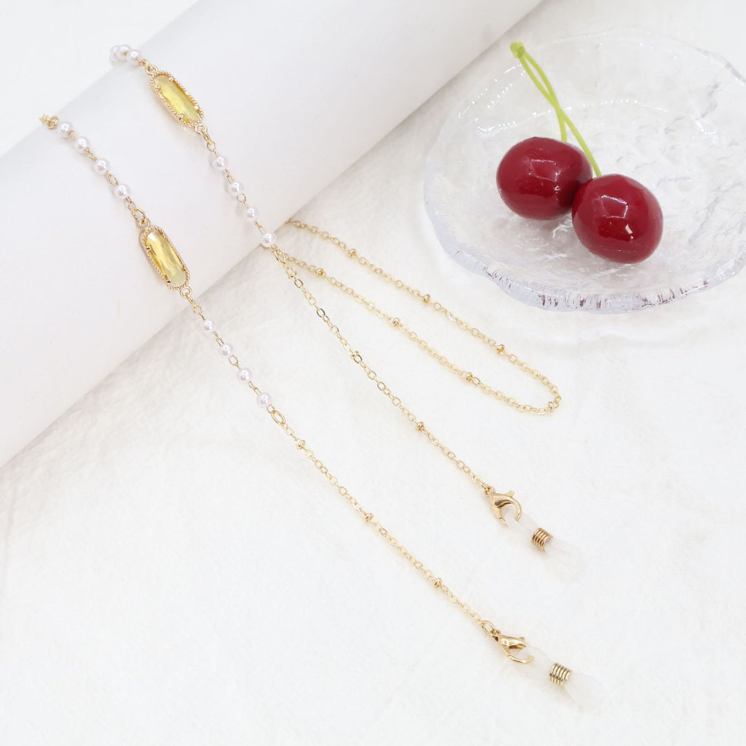 Elegant Eyewear Chain Holder Kalsten