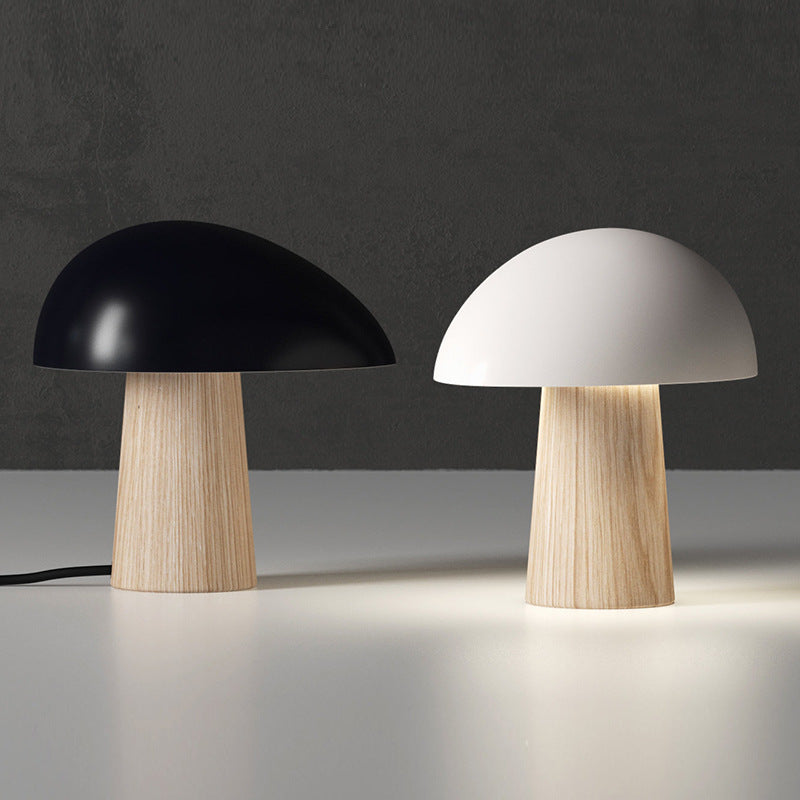 Artistic Mushroom-Shaped Table Lamp