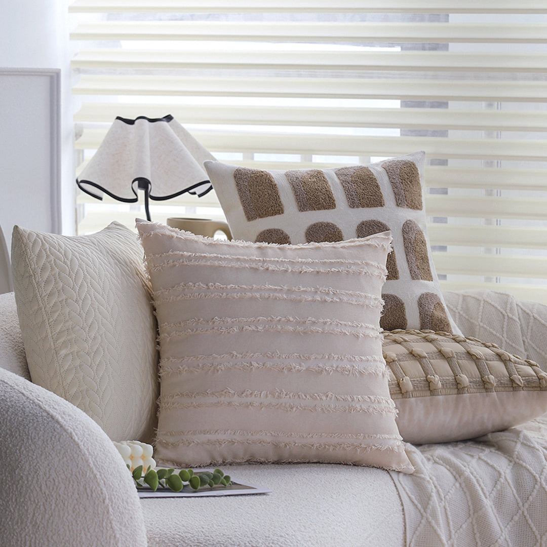 Square cushion cover with geometric knot grid and linen touch Kalsten