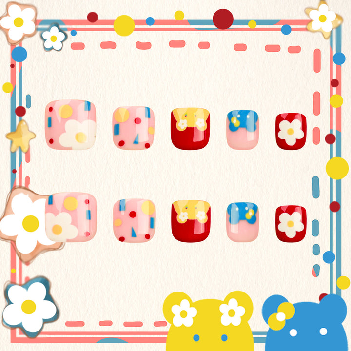 Artificial Nail Art with Panda Designs Kalsten