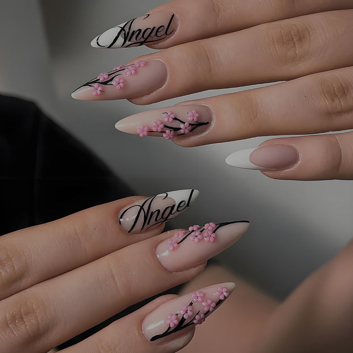 Artificial nails with delicate 3D flowers and elegant design Kalsten