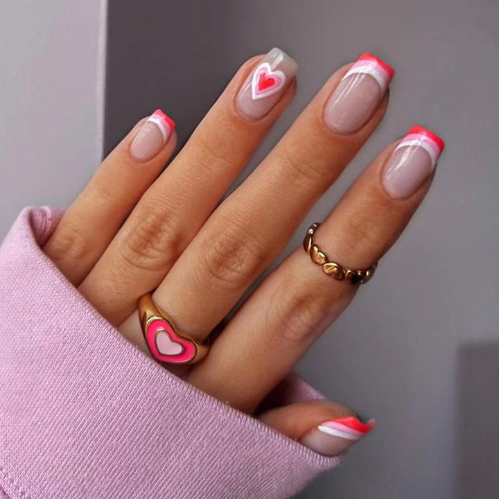 Artful nail extensions with an elegant leaf pattern Kalsten