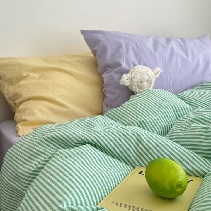 Washed linen bedding set with pillowcases