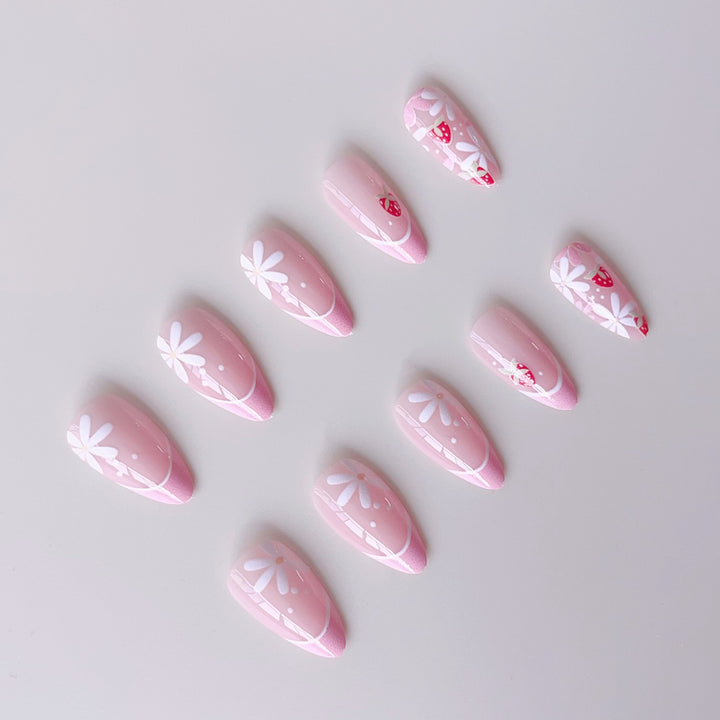 Artificial nail set with playful flower and strawberry motifs Kalsten