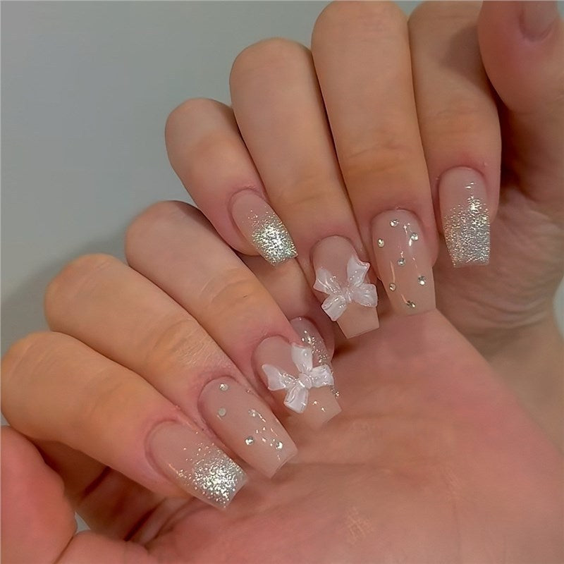 Elegant Press-On Nail Art Extensions Kalsten