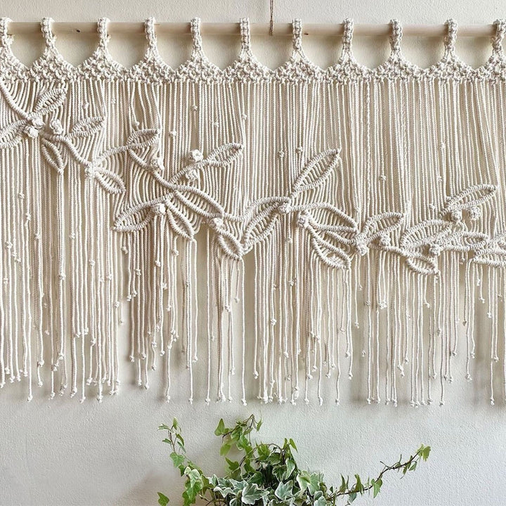 Macrame Leaf Wall Tapestry with Decorative Fringes Kalsten