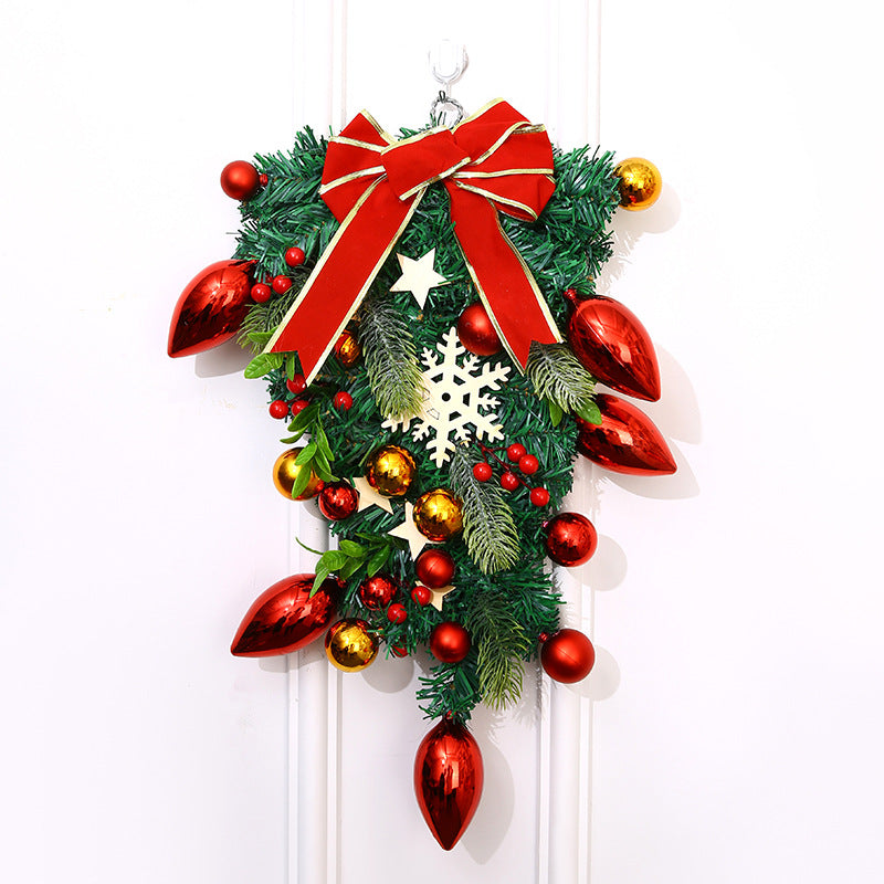 Festive Christmas Wreath Decoration Kalsten