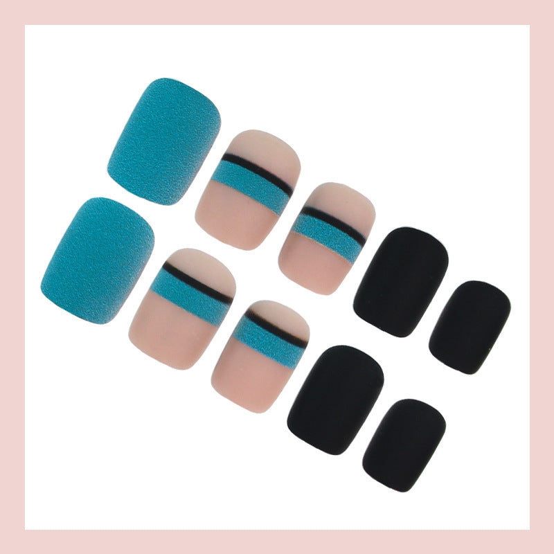Acrylic nail set with modern, geometric design Kalsten