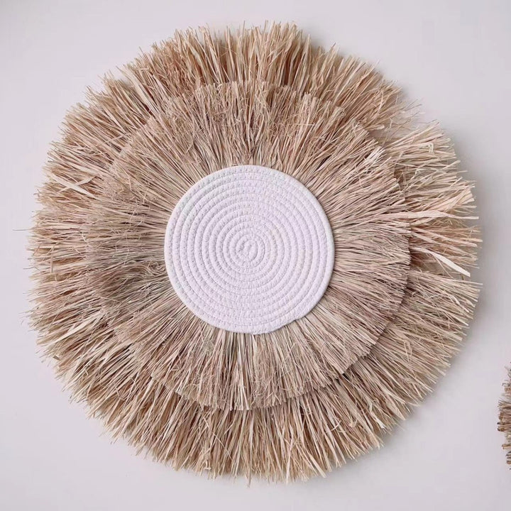 Decorative wall decoration with synthetic fiber and wooden beads Kalsten