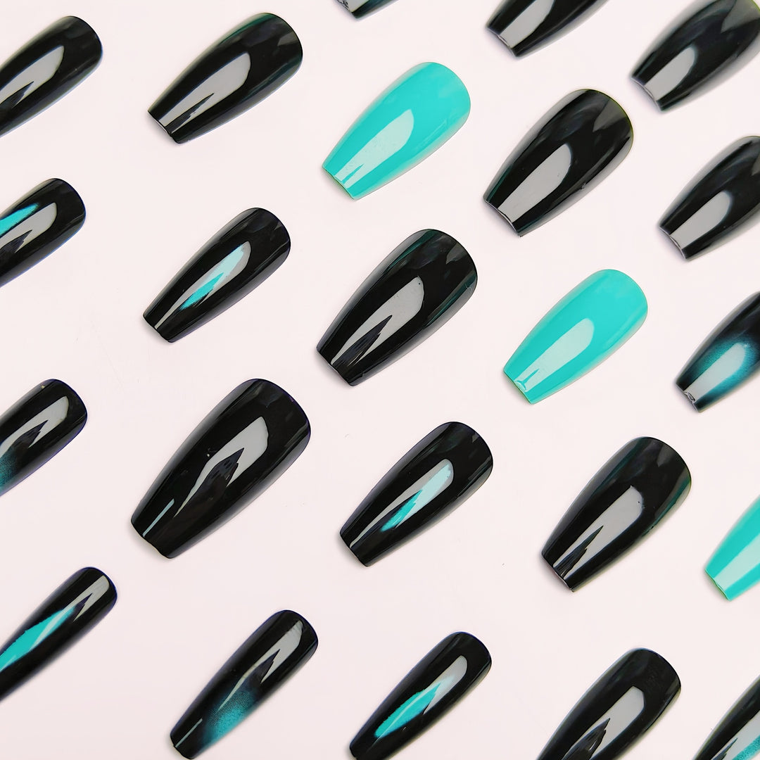 Acrylic Nails in Trendy Ombré Design Kalsten