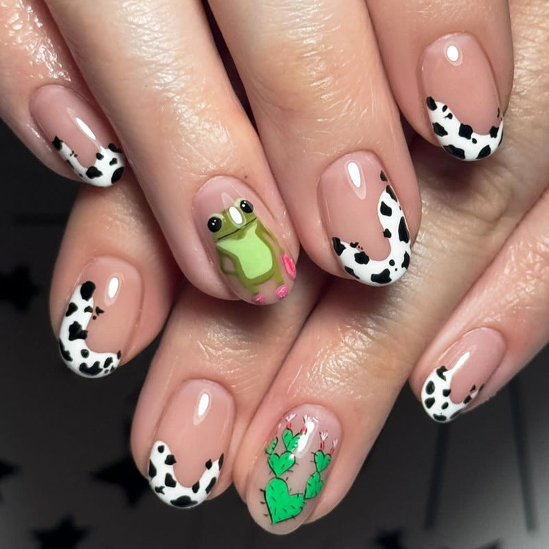 Playful Animal-Themed Press-On Nail Art Kalsten