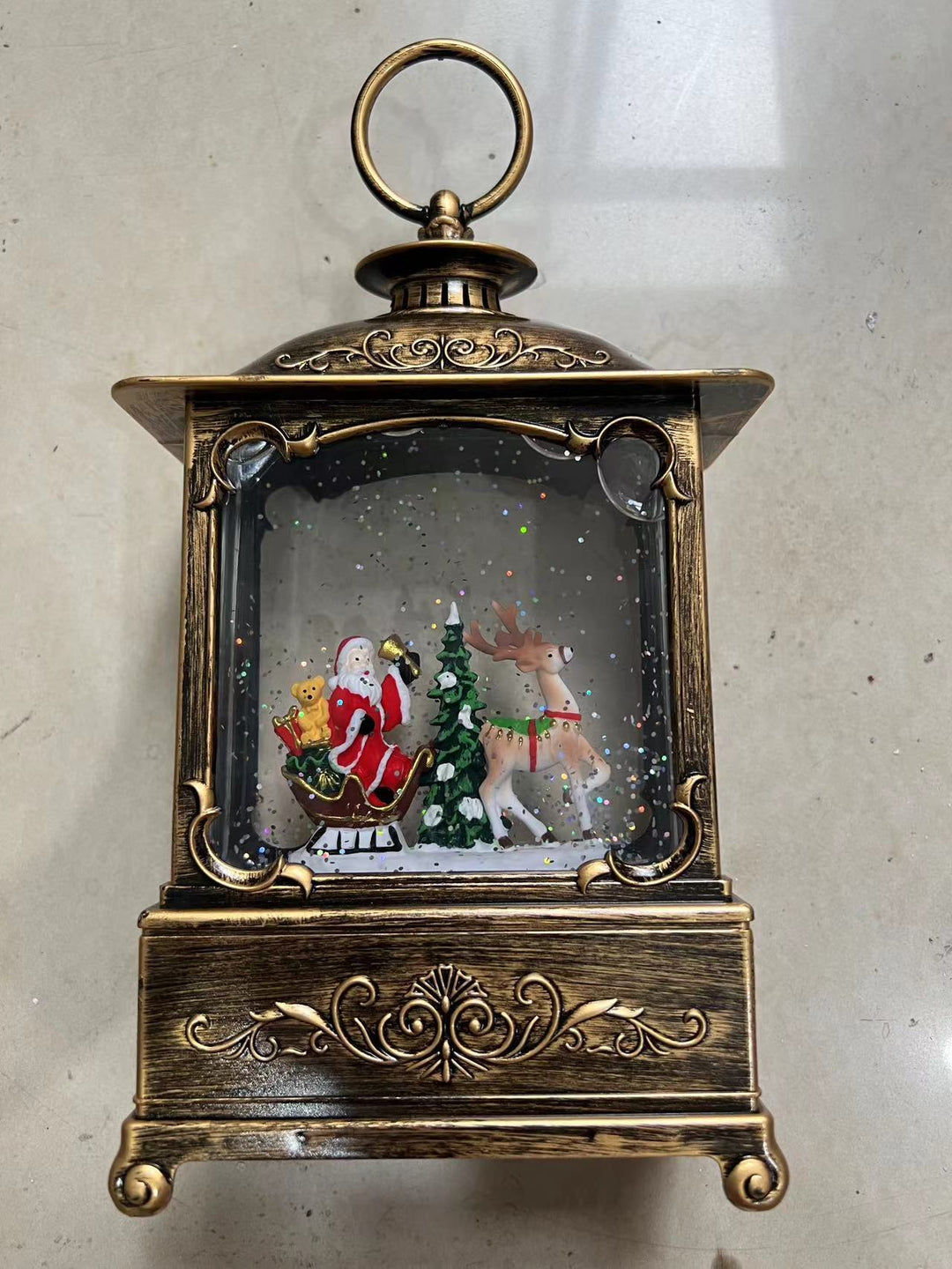 Glittering Christmas lantern with snow scenes Kalsten