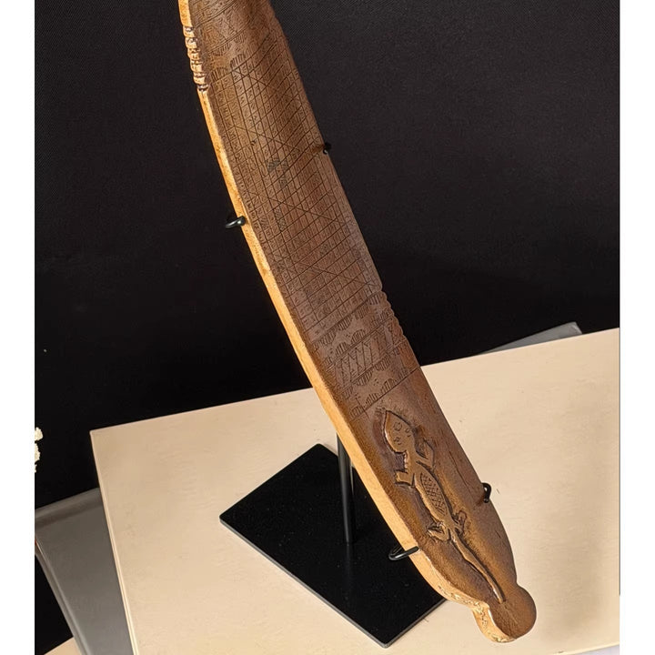 Decorative Handcrafted Artistic Sculpture