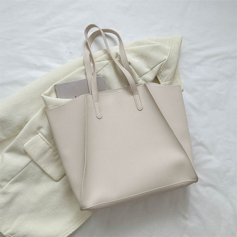 Minimalist Structured Tote