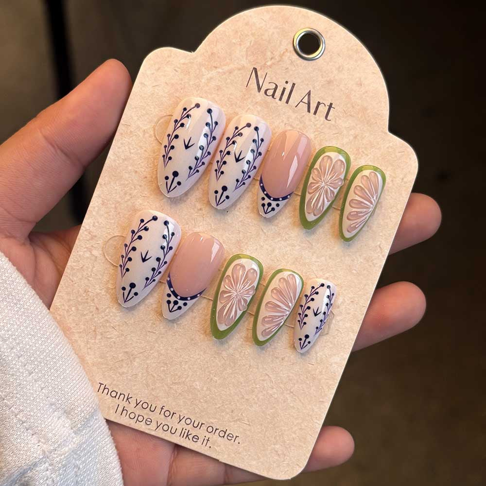 Premium Decorative Press-On Nails Kalsten