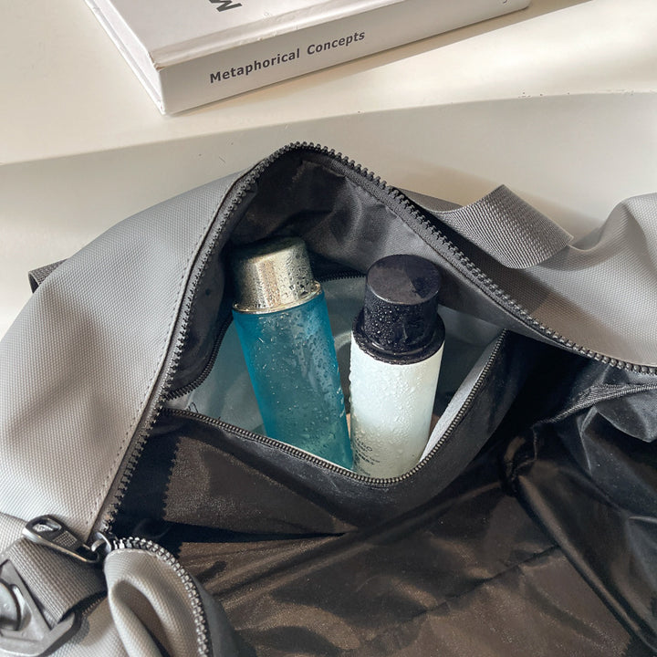Sporty Travel Bag With Durable And Water-Repellent Material Kalsten