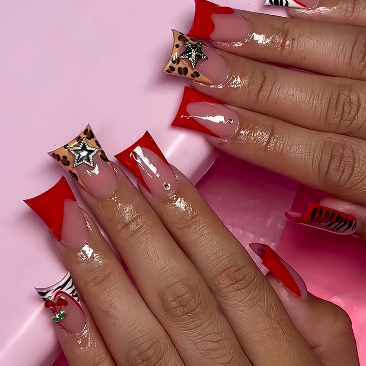 Artistic Press-On Nail Set with Unique Accents Kalsten
