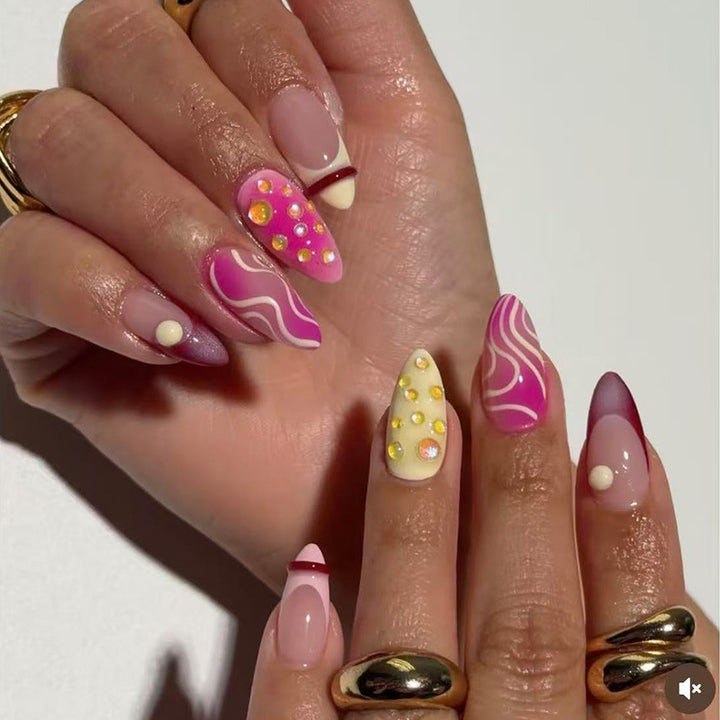 Contemporary Press-On Nail Art Kalsten