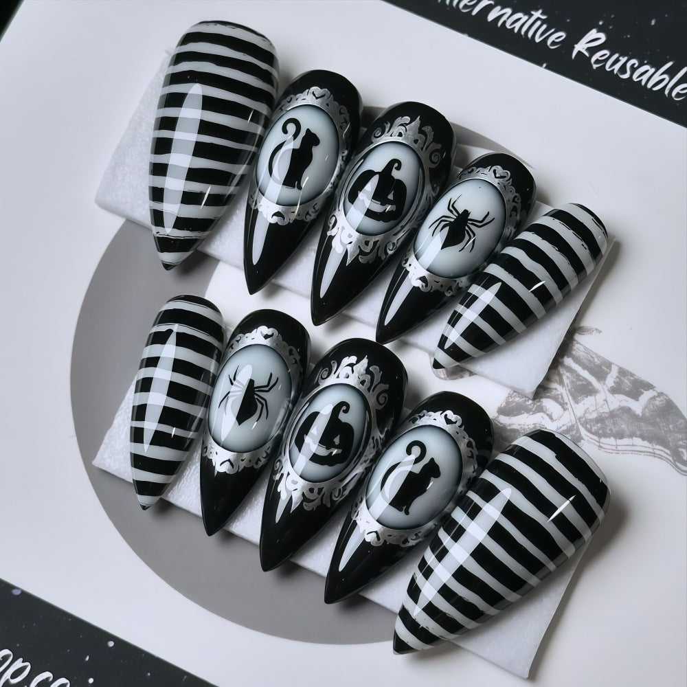 Creative nail art set with spooky designs Kalsten